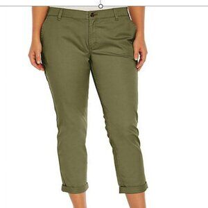 Gap relaxed girlfriend pants Olive green size 16